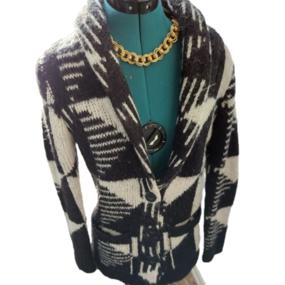 P115. I Love H81 (Forever 21) Black and White Wool Cardigan Sweater |S